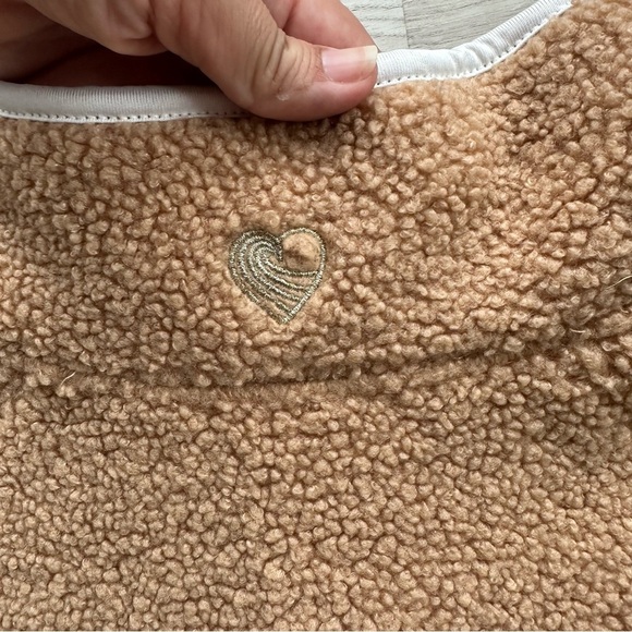 Tone It Up Women’s Large Tan and White Pullover - Picture 5 of 6